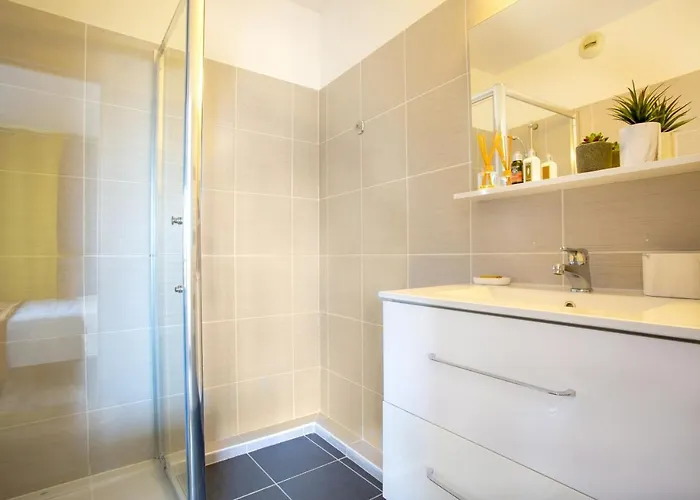 Cannes Marina Vue Apartment *